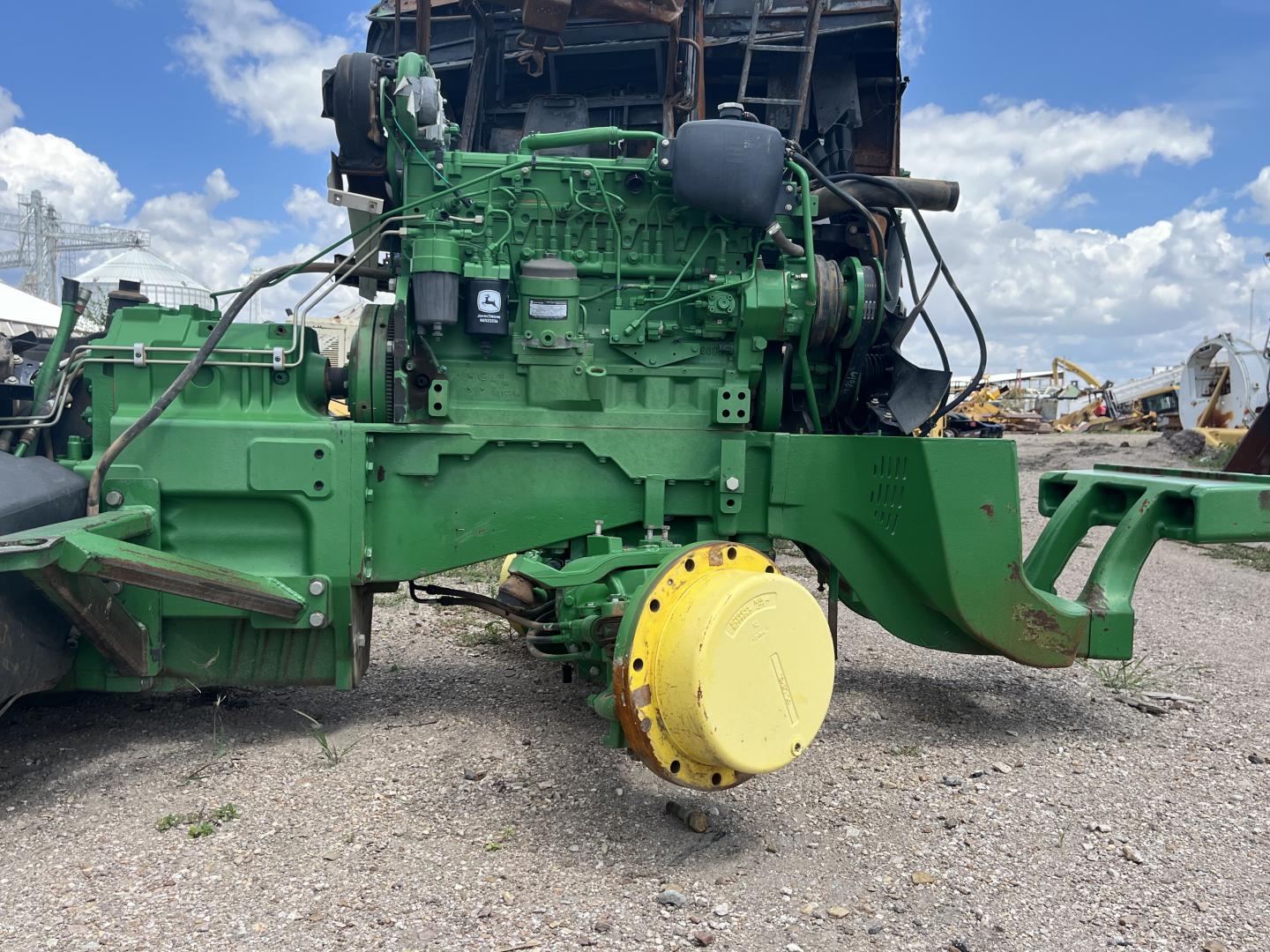 ./imagenes/INVOICE/2019/17825/TRACTOR JOHN DEERE 8225R (12).JPG